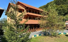 Pensiunea Casa Suciu